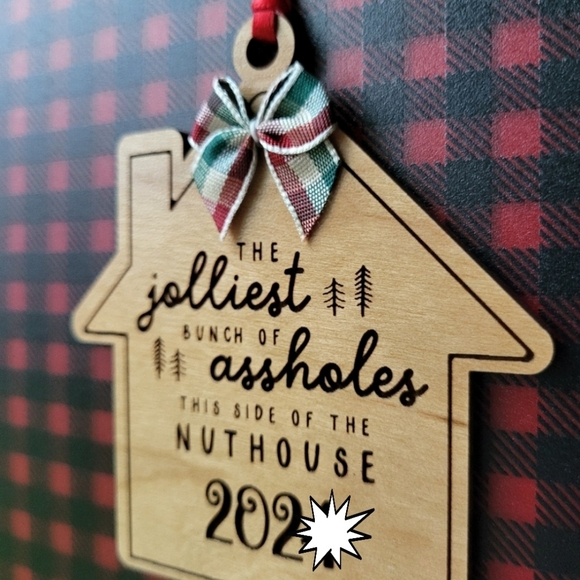 2025 National Lampoon's Christmas Vacation Jolliest Bunch Ornament - Picture 3 of 8